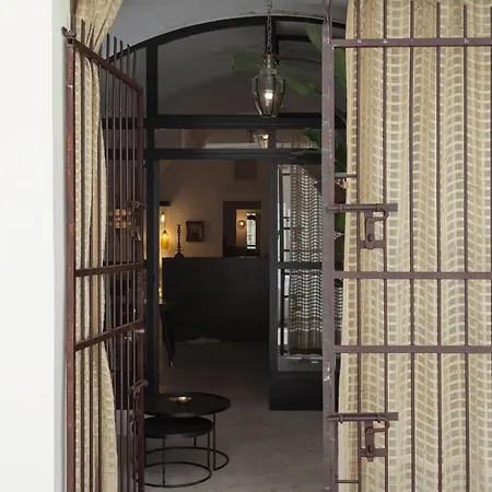 Alma Art Studio Πανσιόν 3*